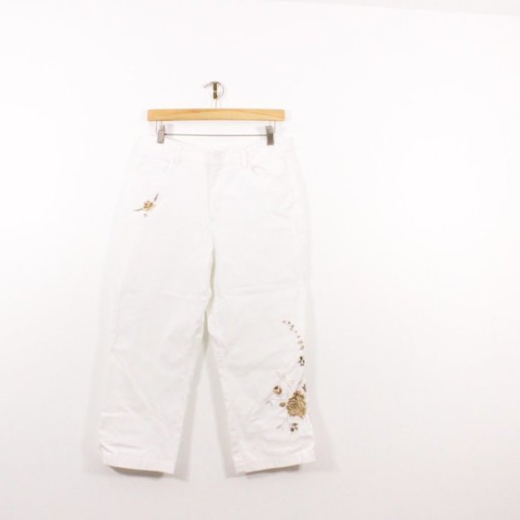 *Embroidered Floral Cropped White Pant - Picture 1 of 4